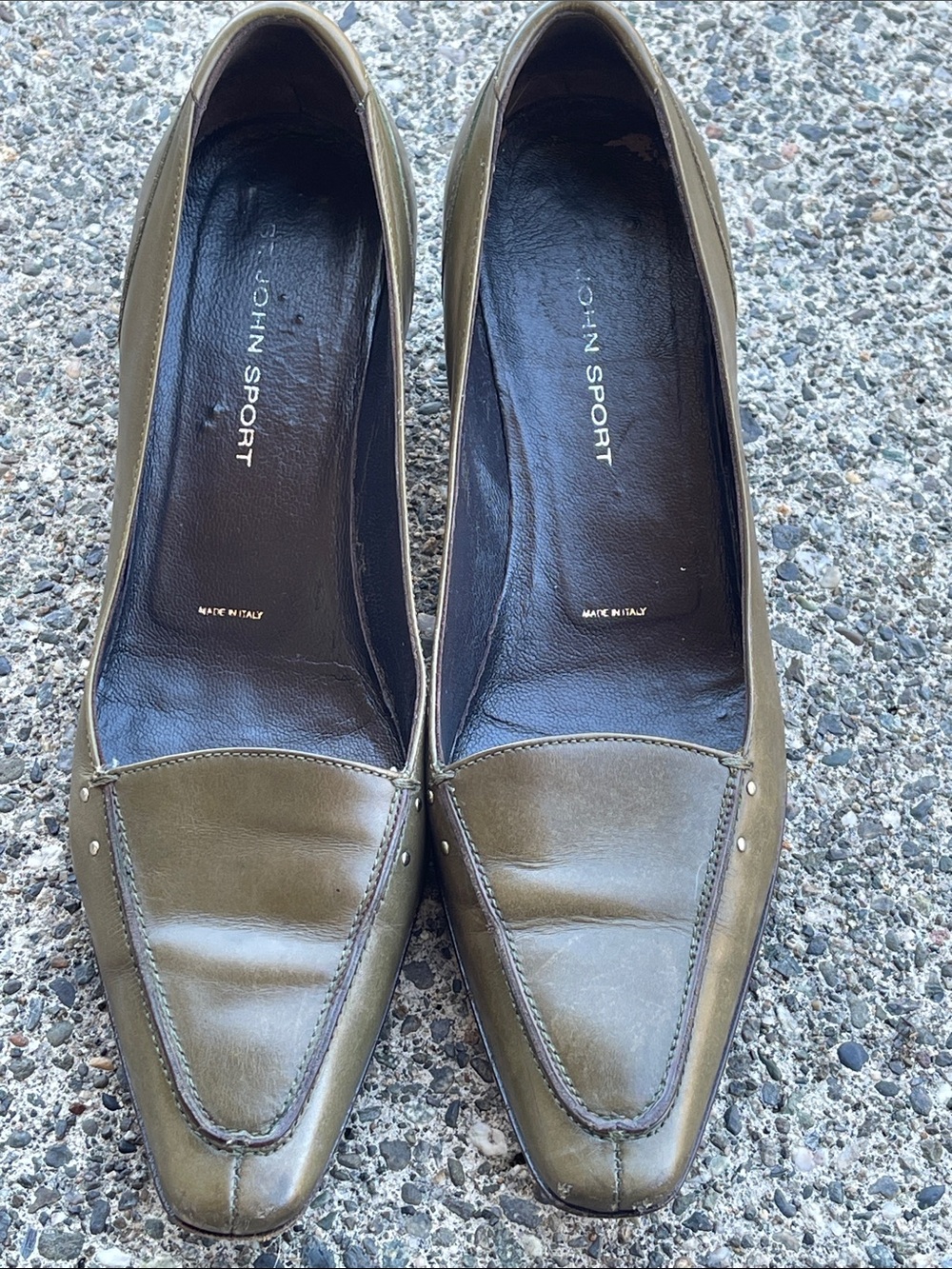 St. John Sport Olive Green Pointed Leather Flats